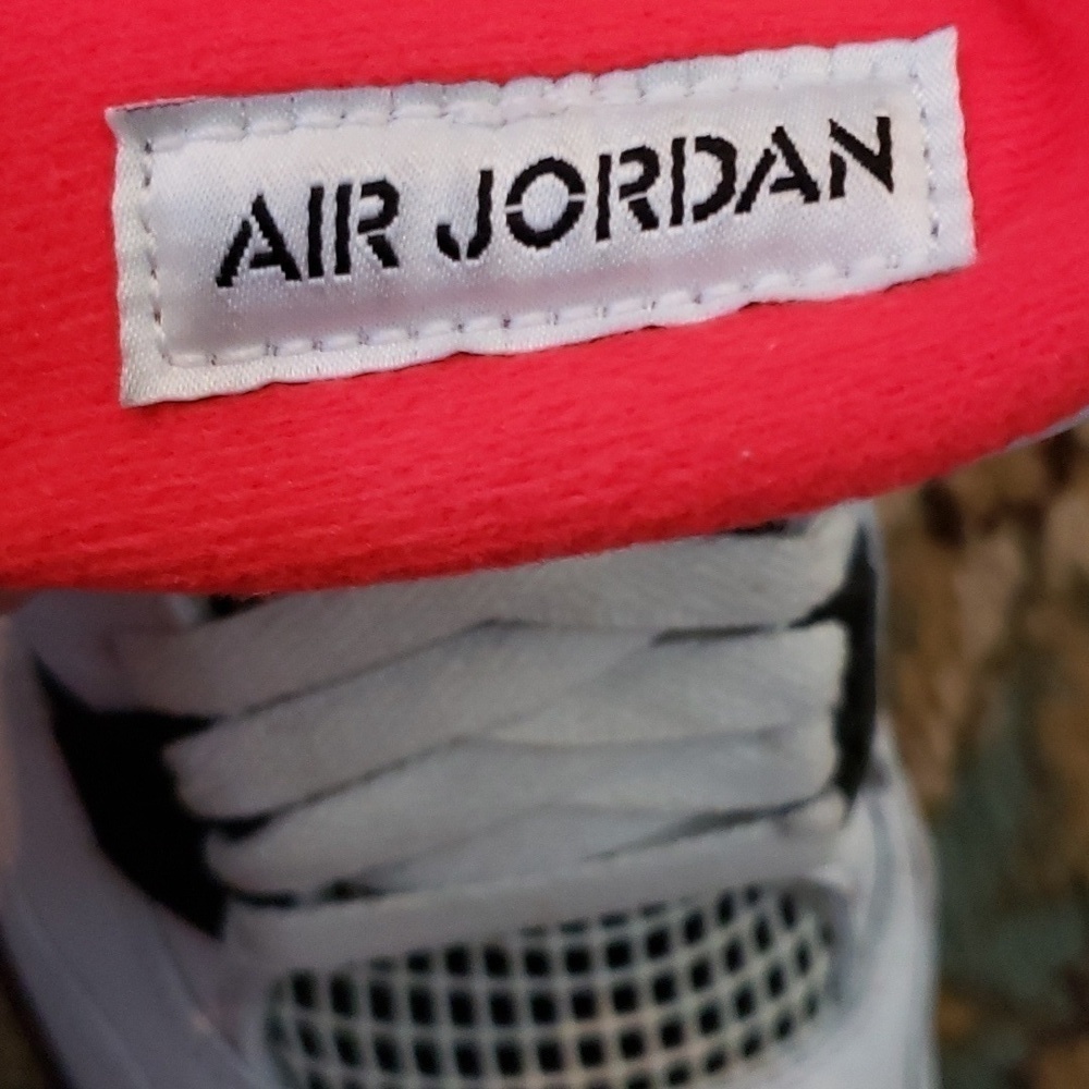 Air Jordan 4 Retro SE Pale Citron - Picture 5 of 10
